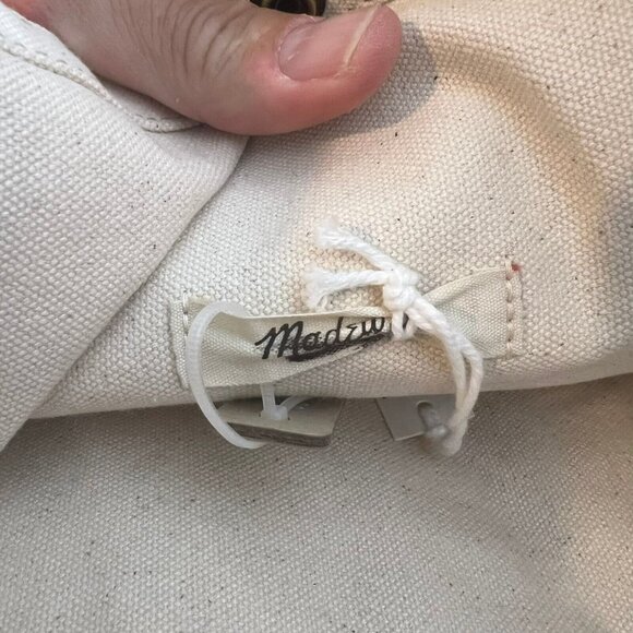 Madewell The Crocheted Shoulder Bag in Poppy - Picture 6 of 10